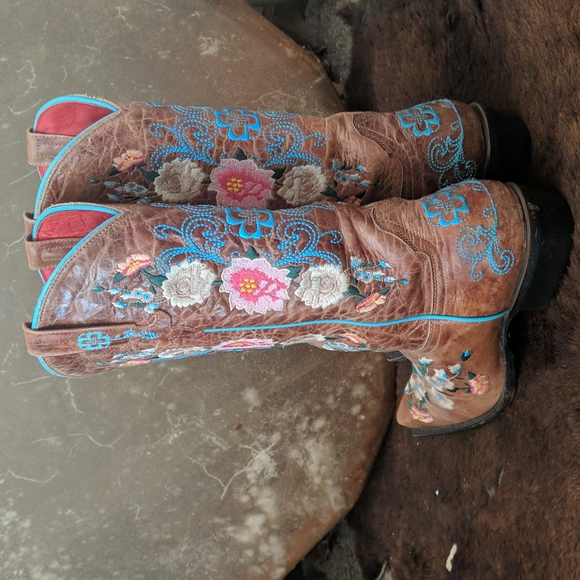 MACIE BEAN Rose Garden distressed leather floral embroidered cowgirl boots sz 8 - Picture 8 of 16